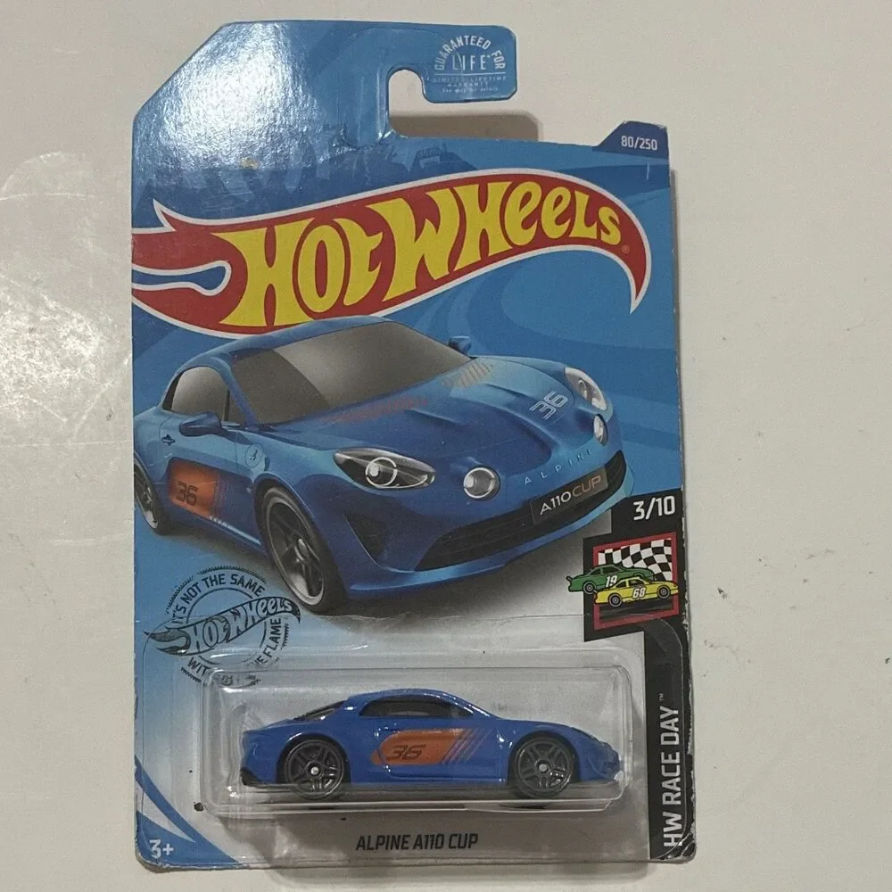 Hot Wheels Import Lot 8 Acura Integra Audi RS5 BMW Z4 Jaguar XJ220 Alpine Kia